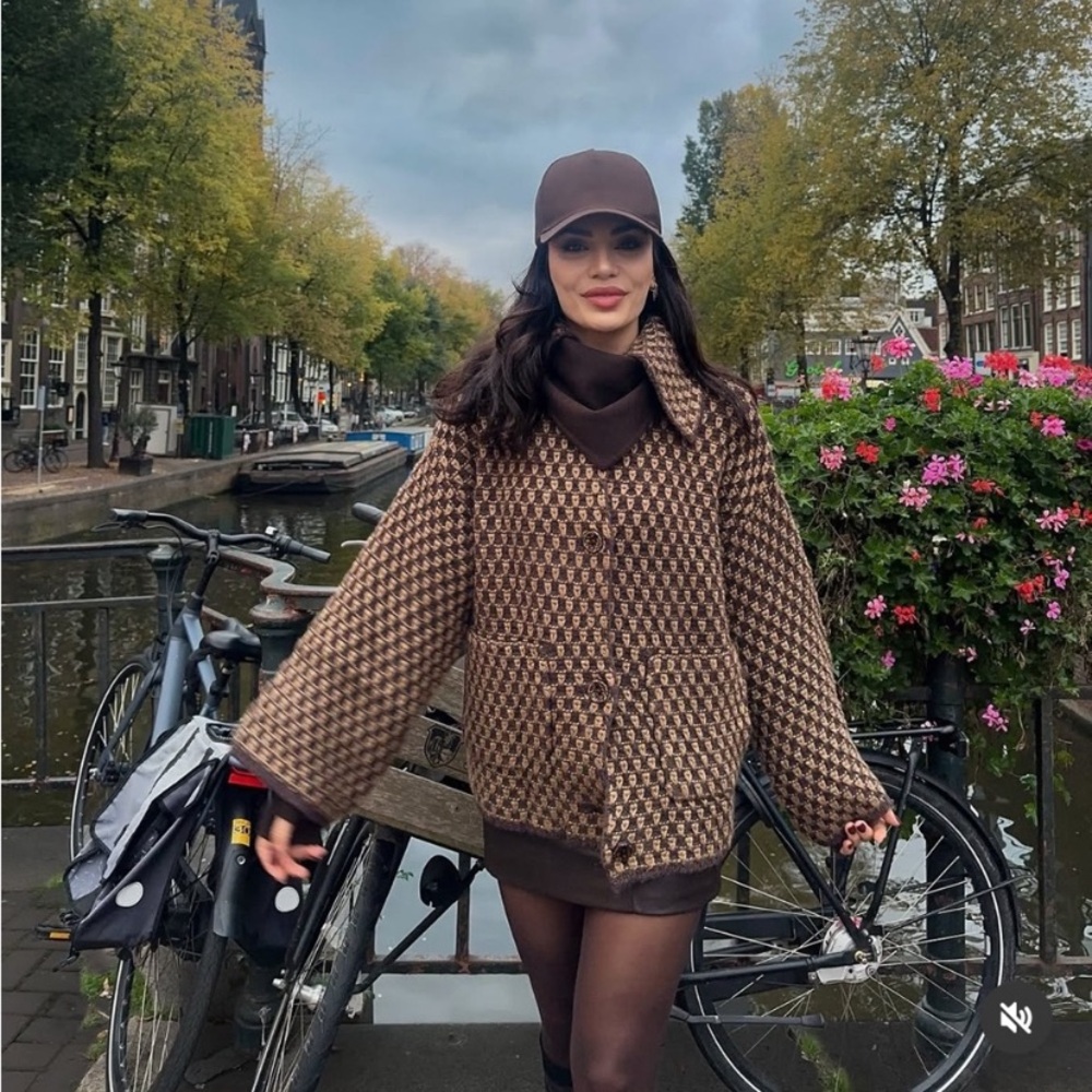 ZARA OVERSIZED KNIT JACKET BROWN SMALL